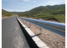 凉山彝族自治州公路波形护栏工程